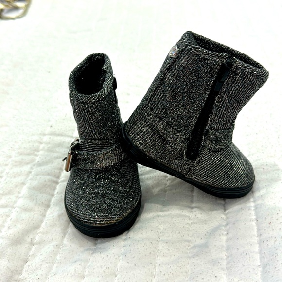 Stuart Weitzman baby sparkle boots. Size 2. NWOT - Picture 1 of 6